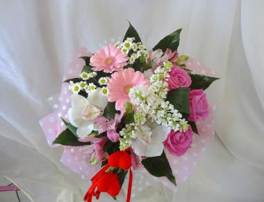 Цветы на 14 февраля «Разомкну я ресницы любви 1»