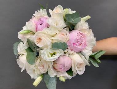 «Цвет нежности» Букет невесты с розами