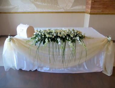 Цветы для украшения свадебного стола «Реченька»