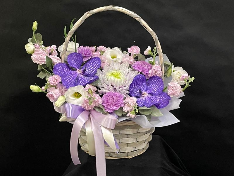 корзина хризантем
