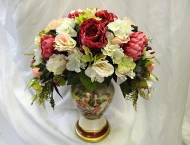 «Барыня-Сударыня» из искусственных цветов