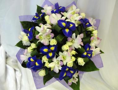 Букет цветов «Синие мерцание»