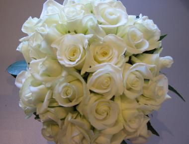 Букет невесты из роз «Снежок»