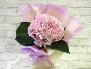 Букет цветов «Розовая грация»