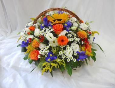 Корзина цветов на день рождения «Маэстро»