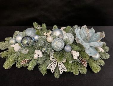 Новогодняя композиция «Хрустальный звон зимы»