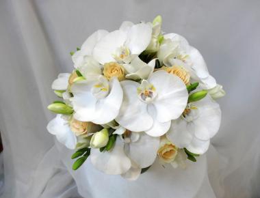 Букет невесты из орхидей «Снежок счастья»