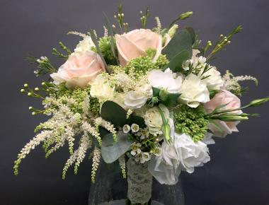 Букет невесты из цветов «Чтоб в душе жила весна»