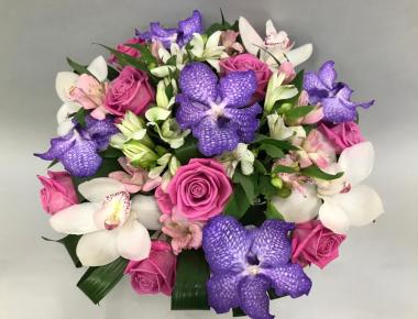 «Результат счастья» Букет с орхидеями