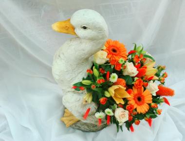 Композиция напольная «Цветочная утка»