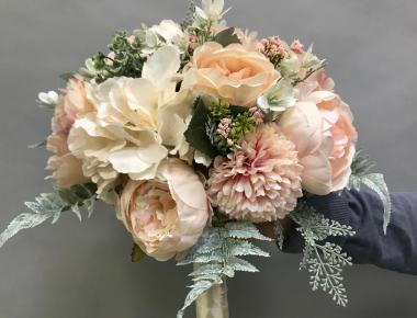 «Неувядаемый »Букет невесты из искусственных цветов