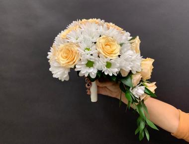 Букет невесты из роз «Капелька счастья»