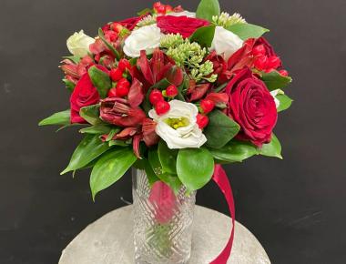 Букет невесты с розами «Сверканье»