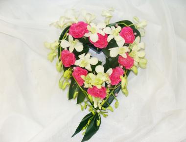 Сердце из цветов на 14 февраля  «Сердце для тебя!»