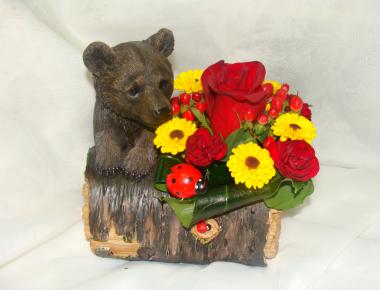 Композиция с цветами «Мишка с цветами 1»
