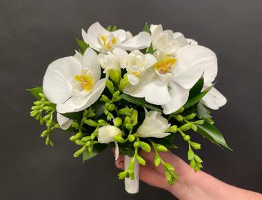 Букет невесты из орхидеи «Святая доброта»