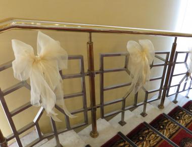 Свадьба. Бант на лестницу «Дубрава»