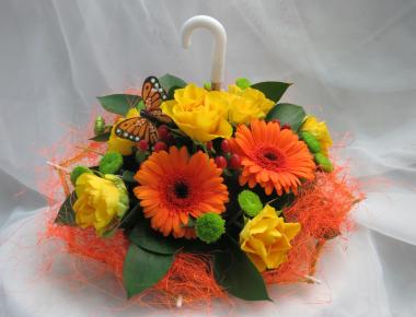 Композиция из живых цветов «Зонтик оптимиста»