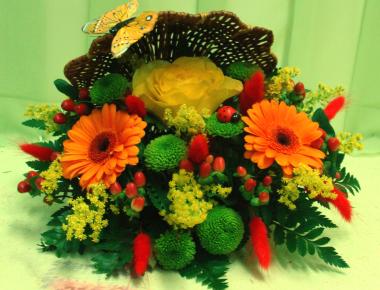 Композиция из живых цветов «Расктытие»