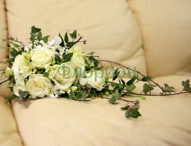 Букет невесты из роз «Мила»
