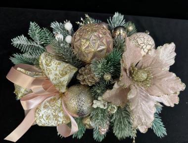 Новогодняя композиция «Теплый вечер»