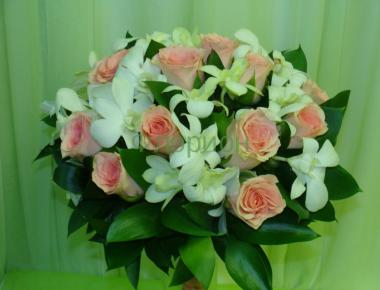 Букет невесты из орхидей «Кремовый 1»