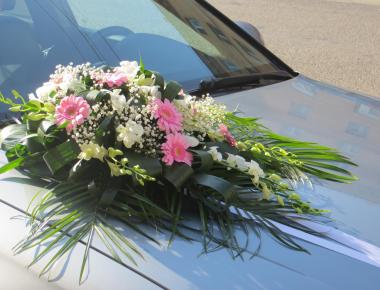 Цветы для оформления свадебной машины «Бело-розовая»