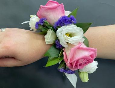 Браслет из живых цветов «Ликует душа»