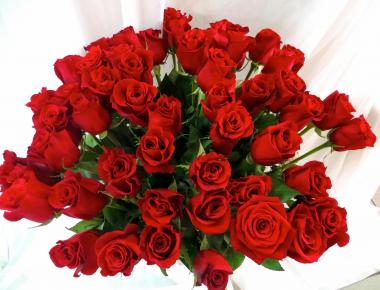 Букет цветов «51 красная роза»