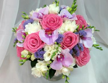 Свадебный букет из роз «Брызги красок»