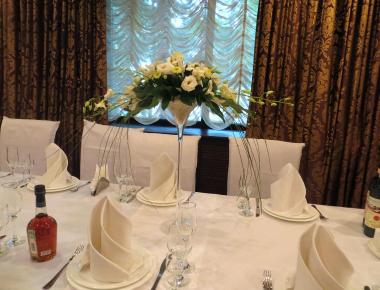 Цветы для оформления гостевого стола «Мархал»