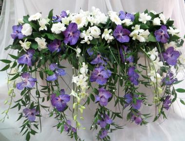 Цветы для оформления свадебного стола «Лазурит»