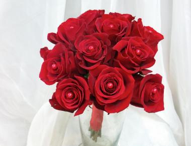 Букет невесты из роз «Пламя на ладони»