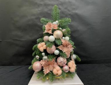 Новогодняя композиция «Блески зимы»