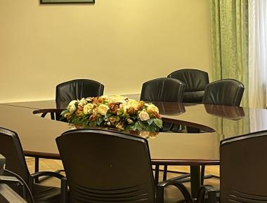 «Фемида» Композиция на стол совещаний