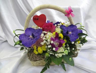 Цветы на Валентинов день «Кузовок любви»