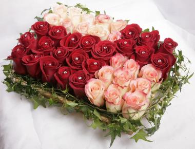 Цветы на 14 февраля «Книга любви»