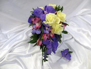 Букет невесты из орхидей «Зимнее небо»
