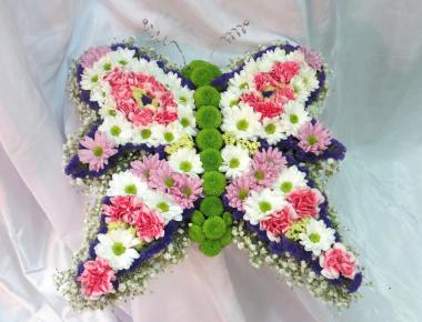 Бабочка из цветов «Красавица 1»