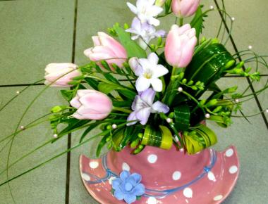 Композиция из цветов «Ваза-шляпа»