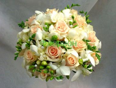 Букет невесты из роз «Благополучие»