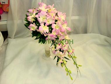 Свадебный букет с орхидеей «Розовый каскад»