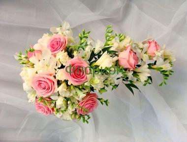 Свадебный букет из роз «Каскад цветов»