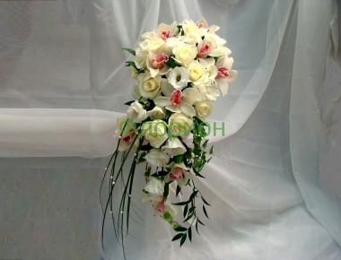 Букет невесты с орхидеей «Фонтан»
