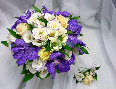 Свадебный букет с орхидеей «Сирень в небе»