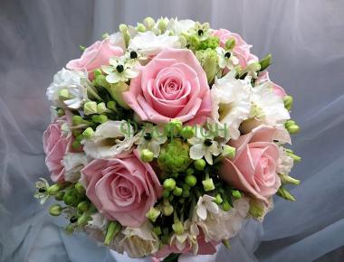 Букет невесты из роз «Цвет весны»