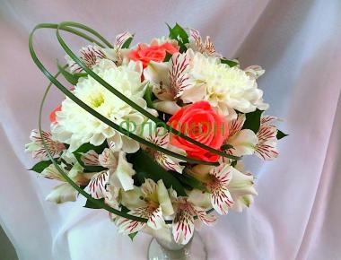 Букет невесты из роз «Графиня»