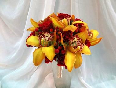 Букет невесты с орхидеей «Осенний восход»