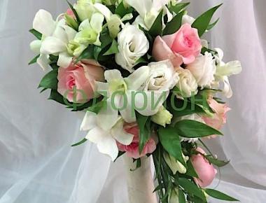 Букет невесты из роз «Слезы радости»