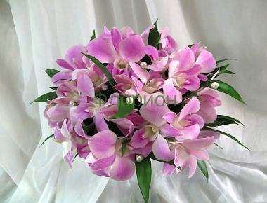 Букет невесты из орхидей «Радость лета»